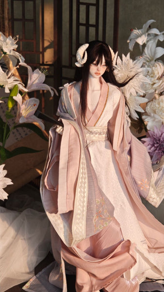 Wonderland Doll - Fluffy