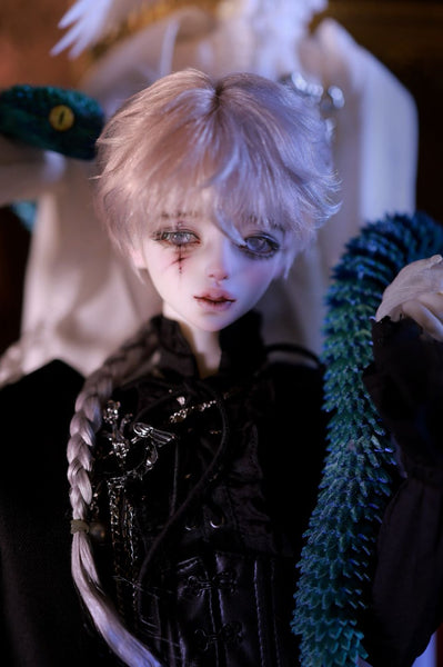 [15% OFF] Wonderland Doll - Lino