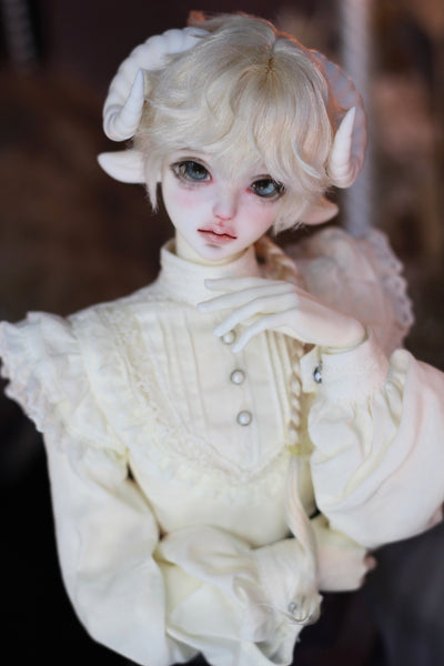 Wonderland Doll - Fluffy M