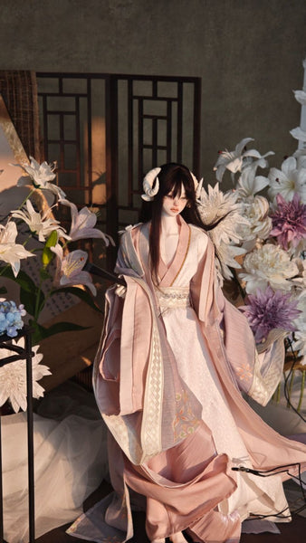 Wonderland Doll - Fluffy