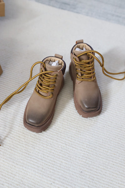 Blackkbbo - Martin Boots