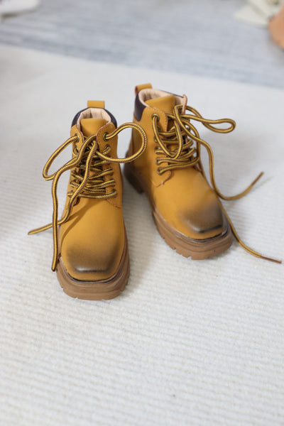 Blackkbbo - Martin Boots