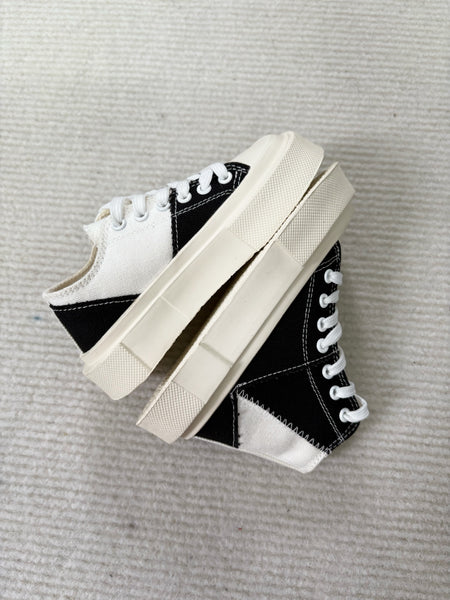 Blackkbbo - Square-Toe Canvas Shoes