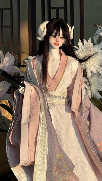 Wonderland Doll - Fluffy