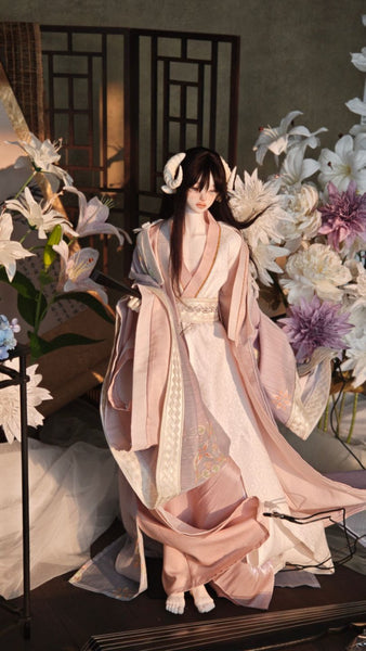 Wonderland Doll - Fluffy