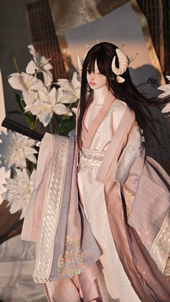 Wonderland Doll - Fluffy