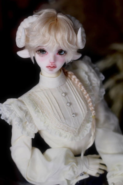 Wonderland Doll - Fluffy M