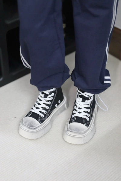 Blackkbbo - Square-Toe Canvas Shoes