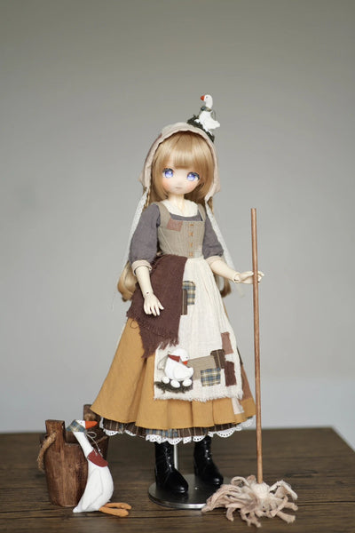 Xiaxia's Handmade - Manor Maid