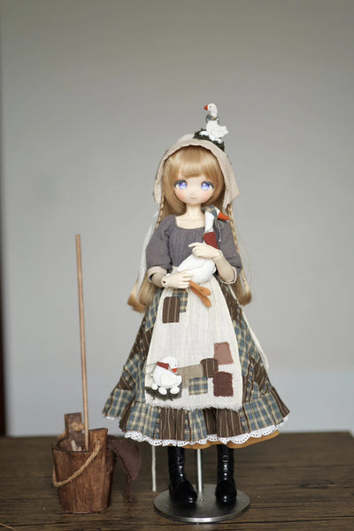 Xiaxia's Handmade - Manor Maid