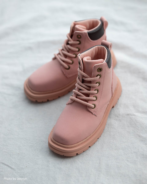 Blackkbbo - Martin Boots