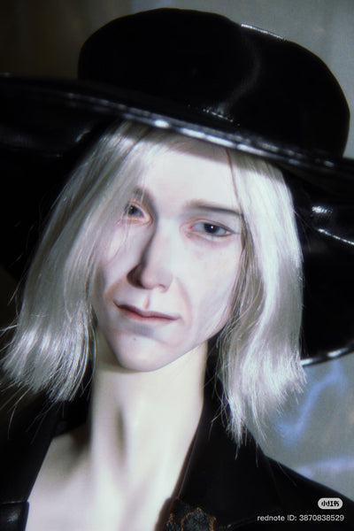 Lumens Studio - Giselle & Viper