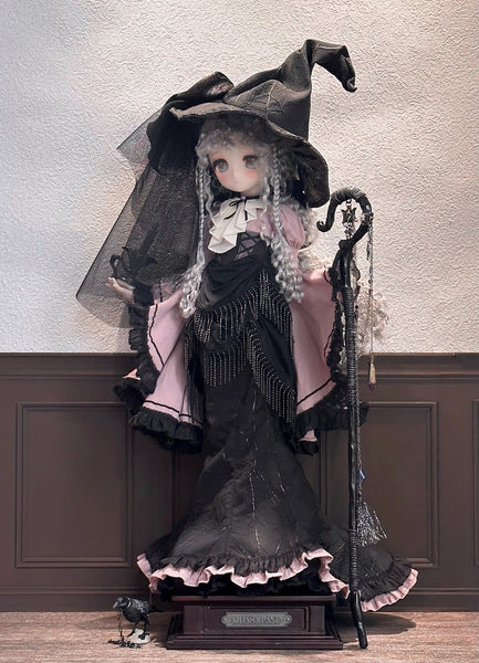 Xiaxia's Handmade - Junior Witch