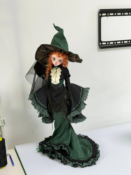 Xiaxia's Handmade - Junior Witch