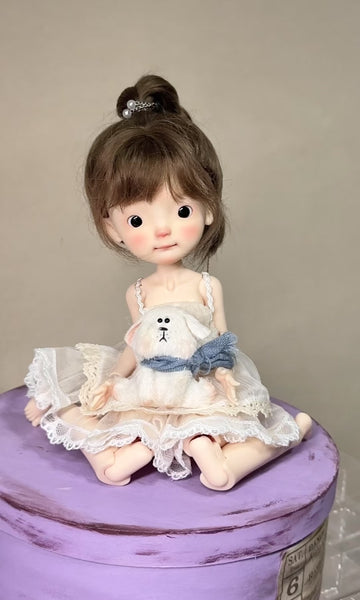 Mosquito Cat - Momo Wen & Nana Yi