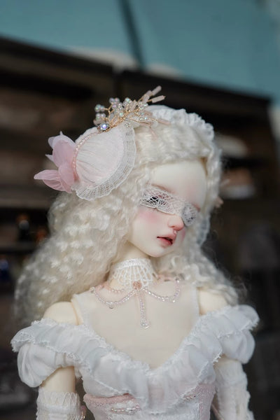 Yixi Doll - Luminous Plumes