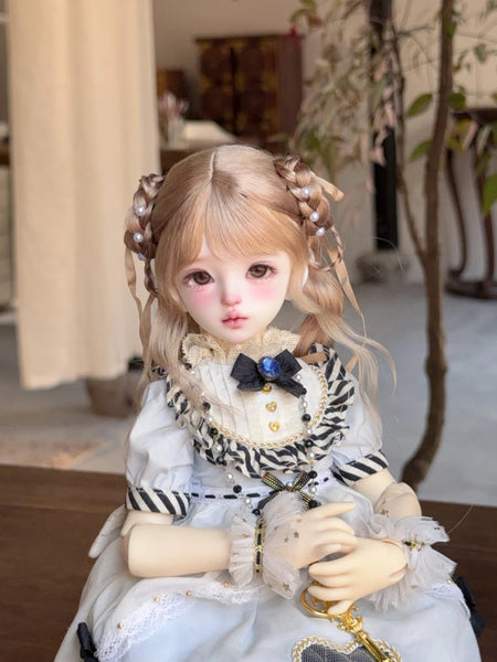 Leshan Doll - Snow Willow