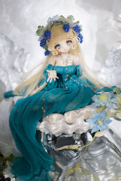 Rosemary Moon - Floral Deity