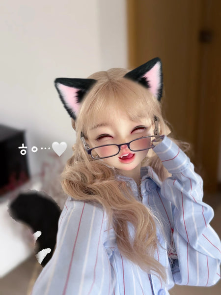 Mosquito Cat - Yeele
