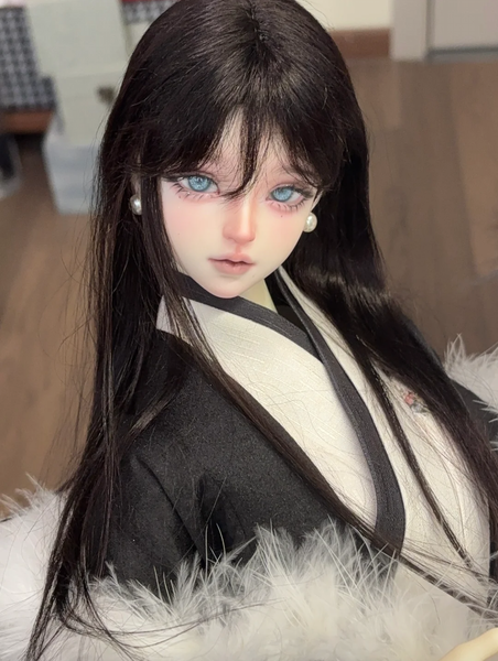 QQ Doll - Berry