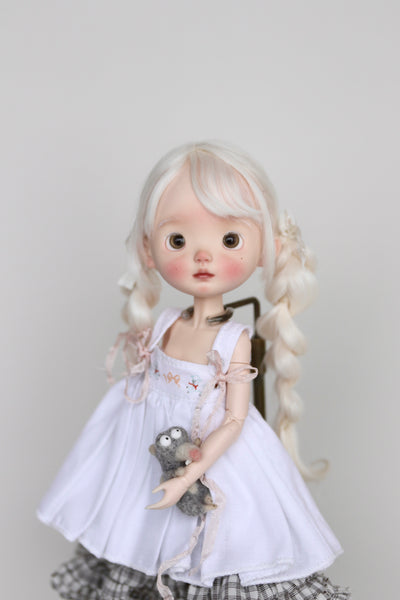 Dizzy Doll - Nia & Nimo