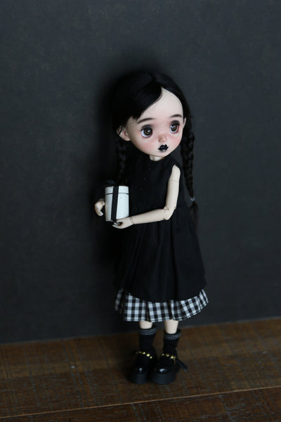 Dizzy Doll - Nia & Nimo