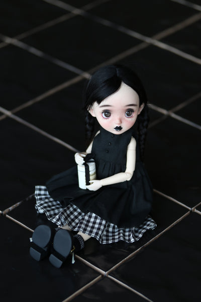 Dizzy Doll - Nia & Nimo