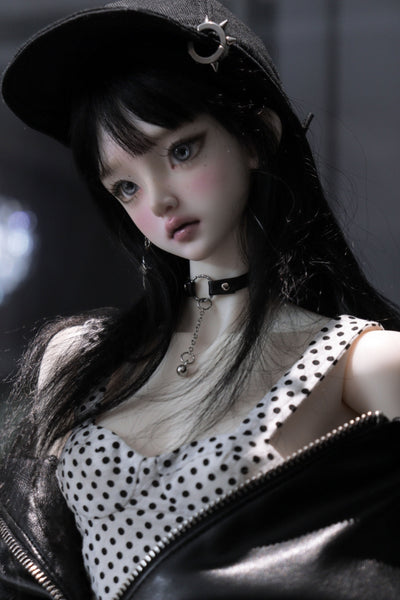 QQ Doll - Nina & Nyah