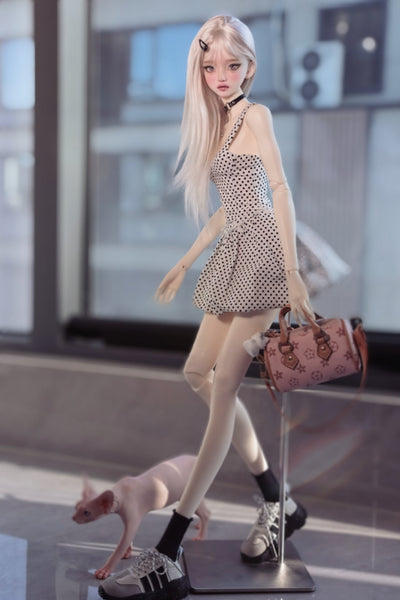 QQ Doll - Nina & Nyah