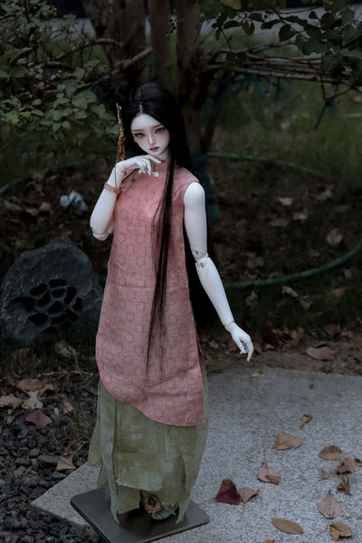 QQ Doll - Nina & Nyah