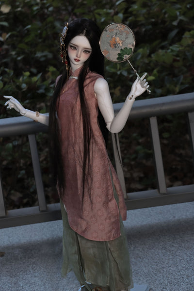 QQ Doll - Nina & Nyah