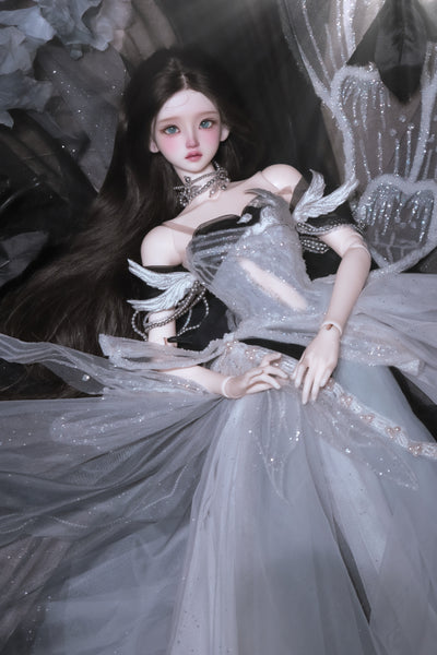 QQ Doll - Nina & Nyah