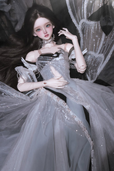 QQ Doll - Nina & Nyah