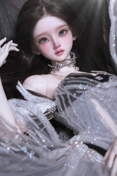 QQ Doll - Nina & Nyah