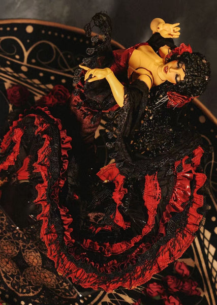 Black Ship Doll - Danza de la Muerte