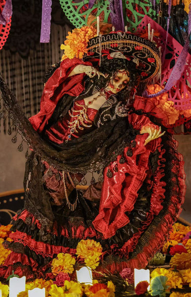 Black Ship Doll - Danza de la Muerte