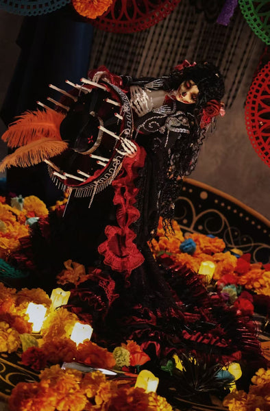 Black Ship Doll - Danza de la Muerte
