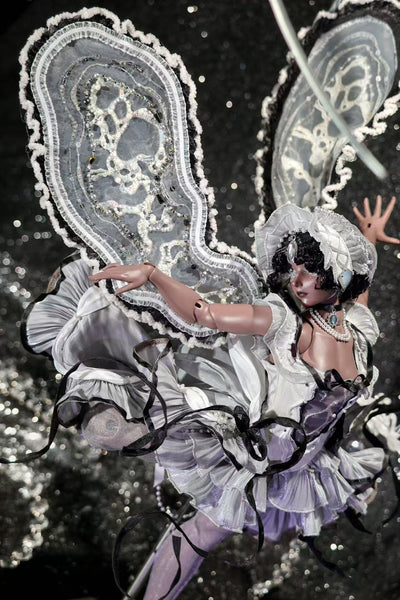 Black Ship Doll - Marguerite ~ Pearl & Flesh