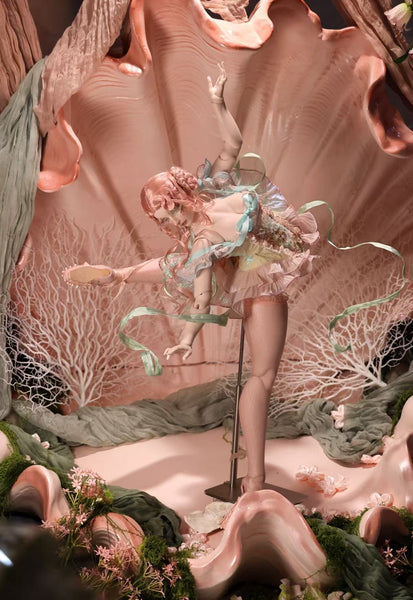 Black Ship Doll - Oil Painting Body ~ Pearl & Flesh