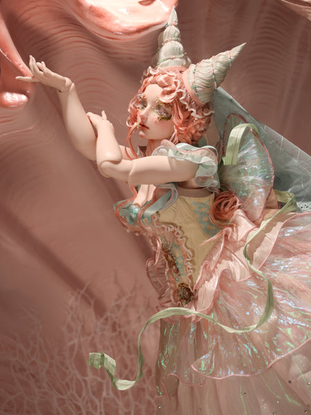 Black Ship Doll - Marguerite ~ Pearl & Flesh