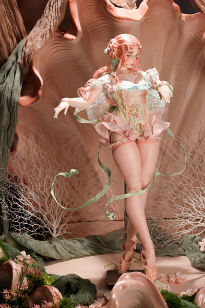 Black Ship Doll - Oil Painting Body ~ Pearl & Flesh