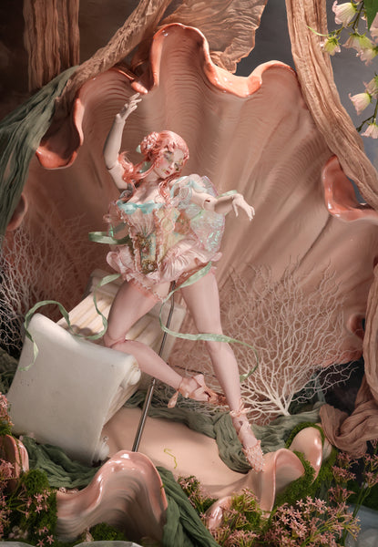 Black Ship Doll - Marguerite ~ Pearl & Flesh