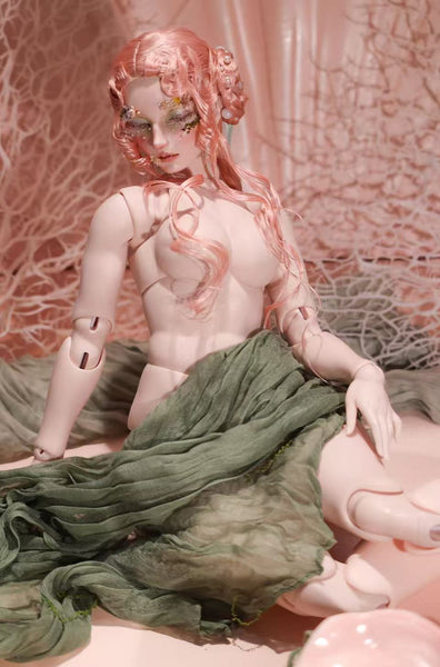Black Ship Doll - Marguerite ~ Pearl & Flesh